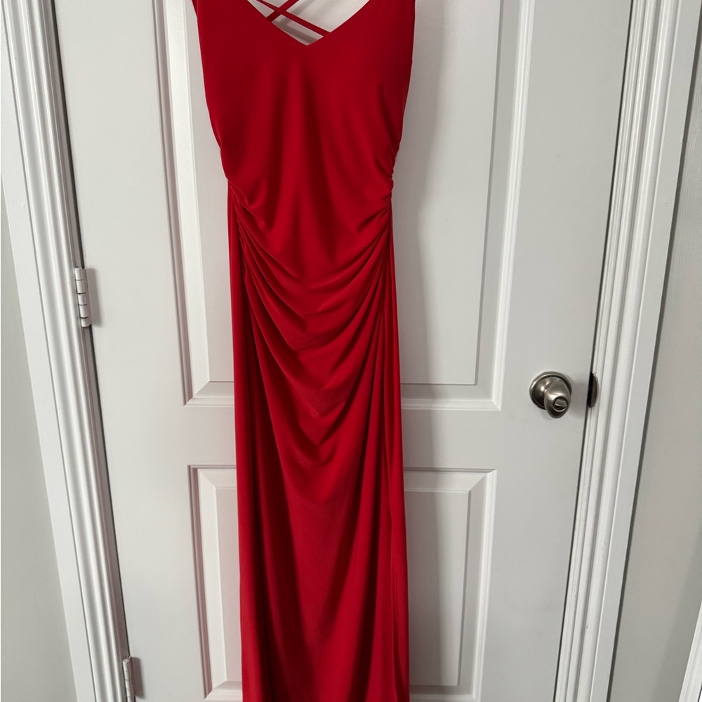 Laundry By Shelli Segal Red Ruched Cocktail Gown